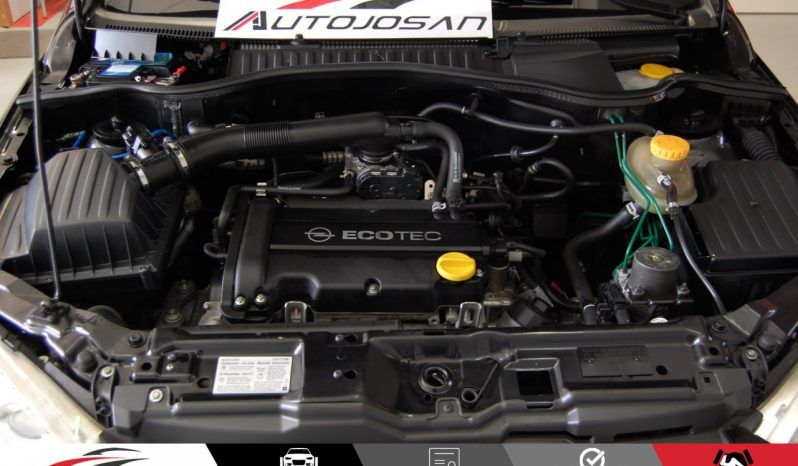 Opel Corsa 1.2i BlueLine lleno