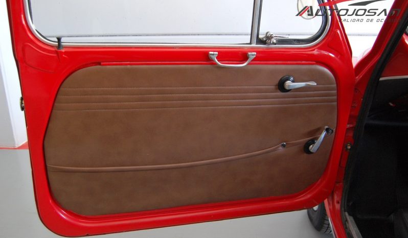 Seat 600 E restaurado lleno