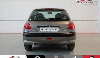 Peugeot 206 XT 1.4i Automático lleno