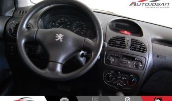 Peugeot 206 XT 1.4i Automático lleno