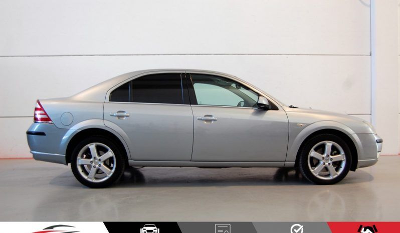 Ford Mondeo 2.0 TDCi Titanium lleno