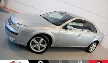 Ford Mondeo 2.0 TDCi Titanium lleno