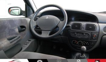 Renault Megane Classic 1.9 dTi lleno