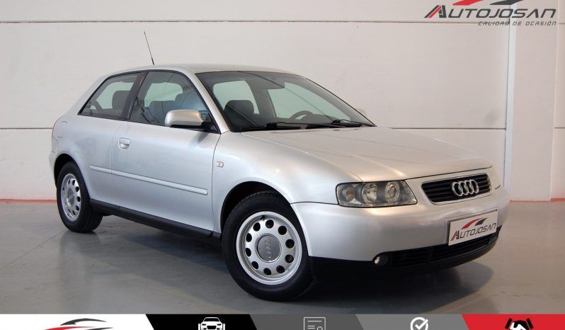 Audi A3 1.6i Attraction lleno