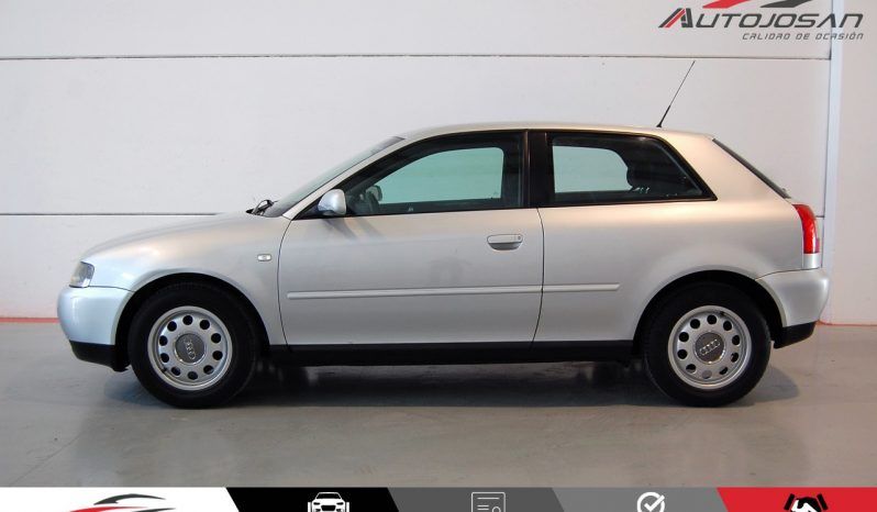Audi A3 1.6i Attraction lleno