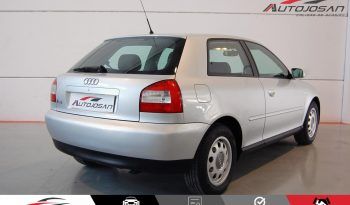 Audi A3 1.6i Attraction lleno