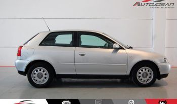 Audi A3 1.6i Attraction lleno