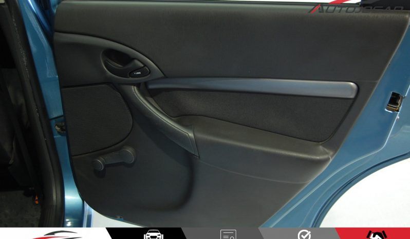 Ford Focus 1.6i 16v Trend lleno