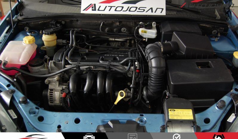 Ford Focus 1.6i 16v Trend lleno