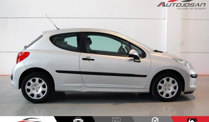 Peugeot 207 1.4i Urban lleno