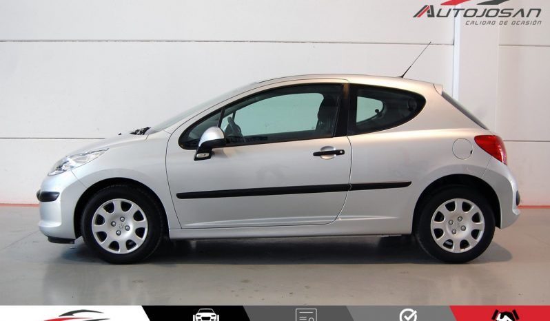 Peugeot 207 1.4i Urban lleno