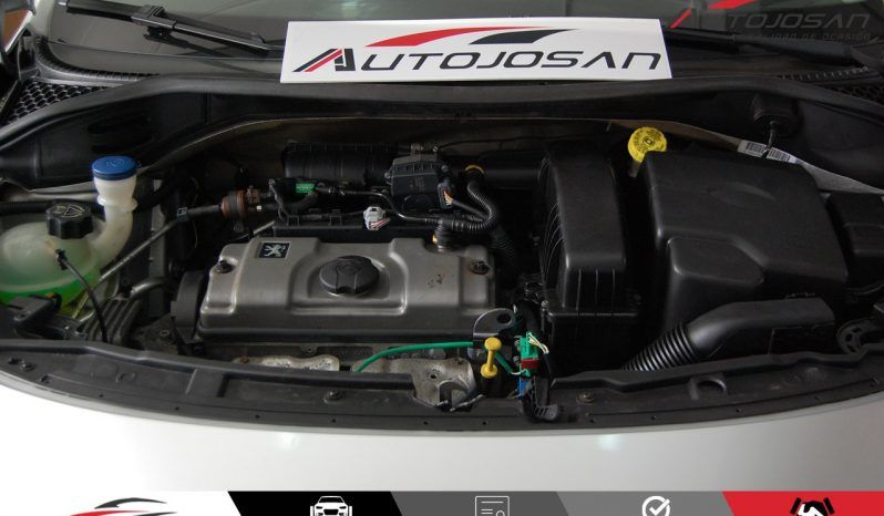 Peugeot 207 1.4i Urban lleno