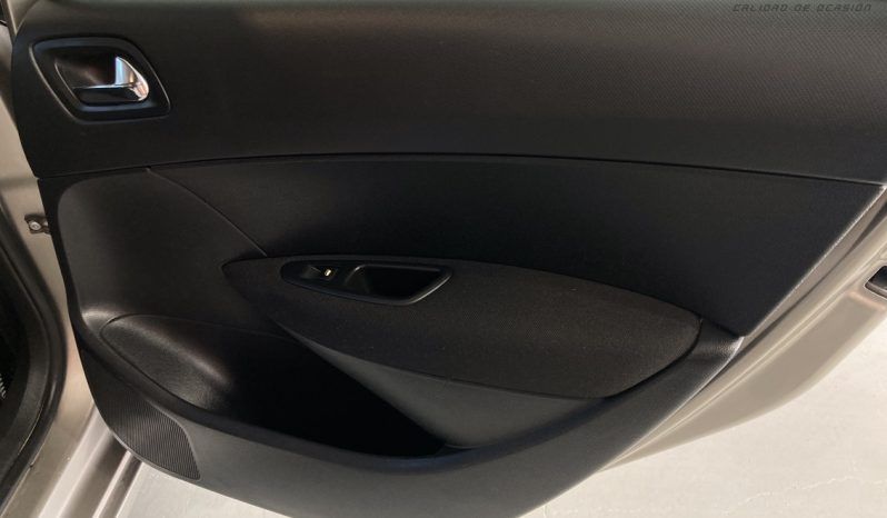 Peugeot 308 1.6 VTi lleno