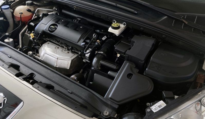 Peugeot 308 1.6 VTi lleno