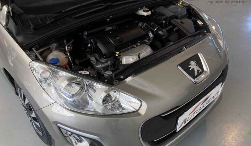 Peugeot 308 1.6 VTi lleno